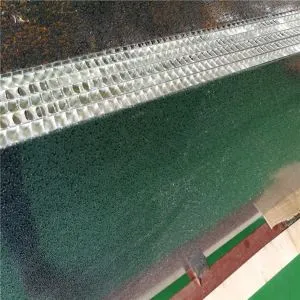アルミニウムハニカム複合パネル